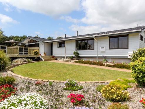 11 Winstone Place, Highlands Park