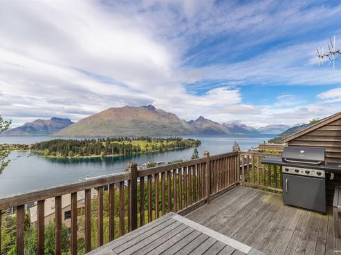 53 Panorama Terrace, Queenstown Central