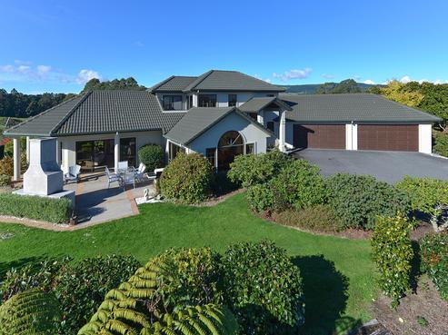 27 Essendon Place, Tikitere