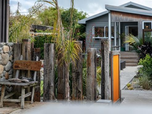 13 Te Moana Road, Waikanae Beach