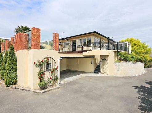 11 Awarua Crescent, Havelock North
