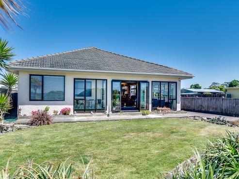 144 Beach Road, Haumoana