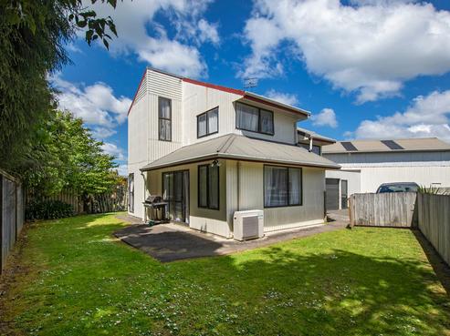 11A Otuhiwai Crescent, Tikipunga