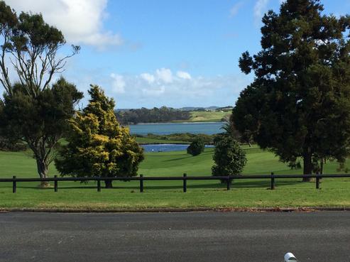 1/37 Stella Drive, Clarks Beach