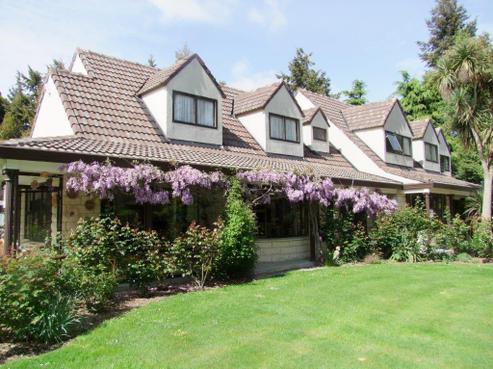 2 Sunny Avenue, Milton