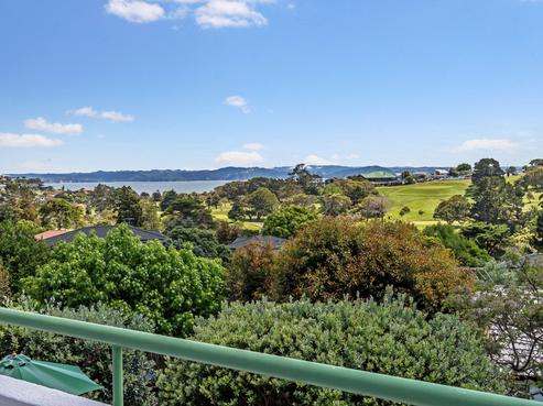 26 Alec Craig Way, Gulf Harbour