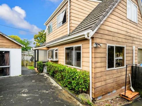 2/66 Birkdale Road, Birkdale