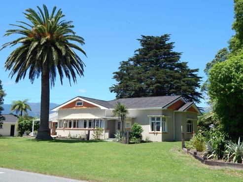 185 Queen Street, Westport