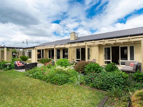 57 Palmbrook Avenue, Havelock North