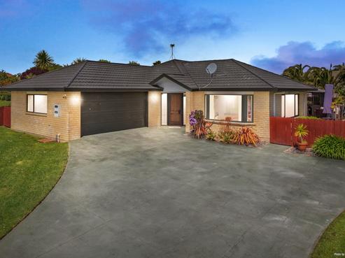 25 Trossach Place, Wattle Downs