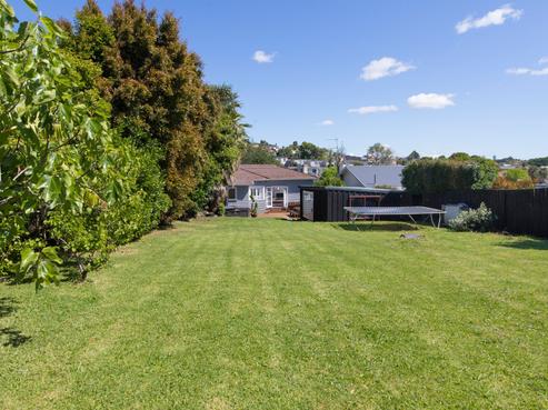 24 Aliford Avenue, One Tree Hill