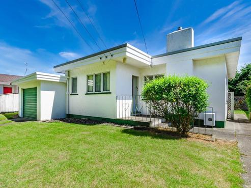 111 Alexander Road, Raumati Beach