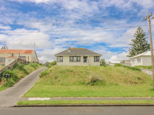 14 Egmont Street, Castlecliff
