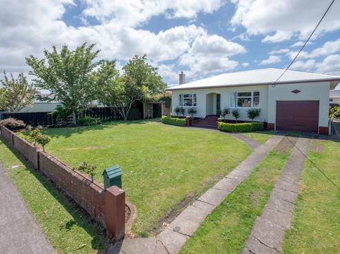 2 Grant Vc Street, Hawera