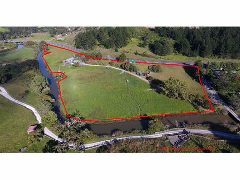 6 Hungry Creek Road, Puhoi