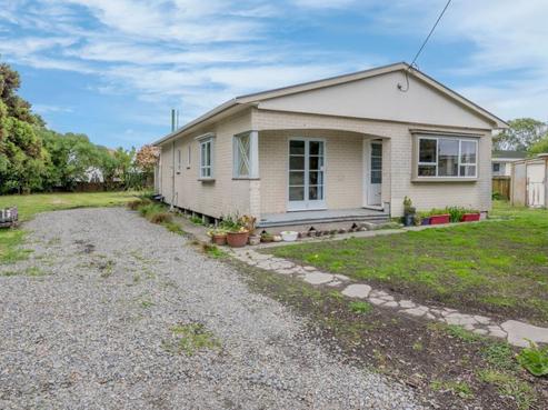 109 Rangiuru Road, Otaki Beach