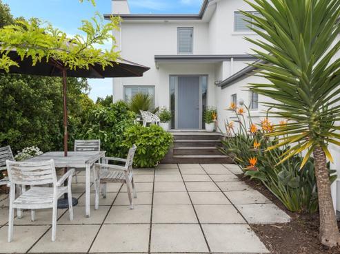 177 Rocking Horse Road, Southshore