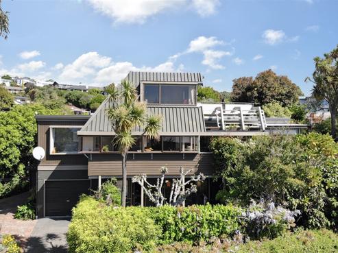 49 Cannon Hill Crescent, Mount Pleasant