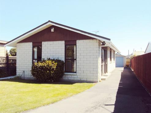 92 Estuary Road, South New Brighton
