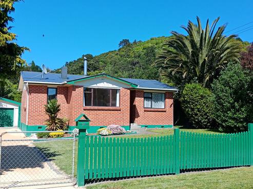16 Harrison Street, Featherston