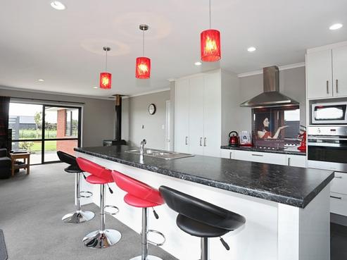 16 Bonnies Chance, Tisbury
