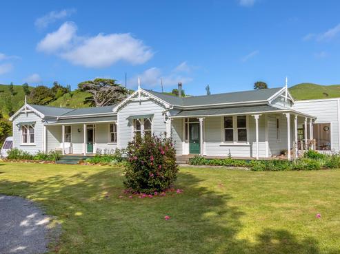 1663 Opaki Kaiparoro Road, Mauriceville