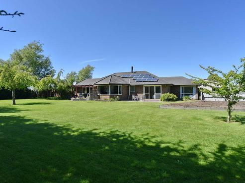 16 Judsons Road, Woodend