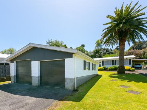 6 Shaldon Crescent, Blagdon