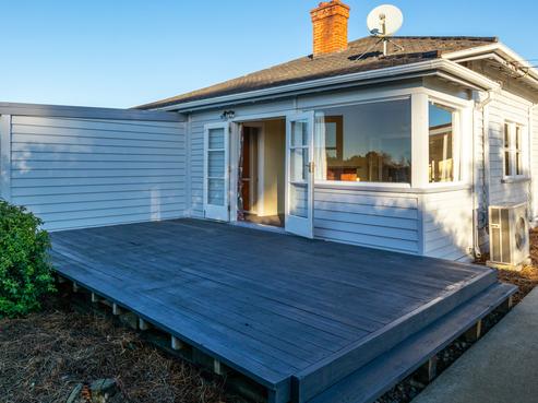 127 Foley Road, Levels