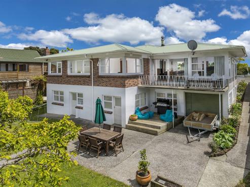 1066 Scenic Drive North, Swanson