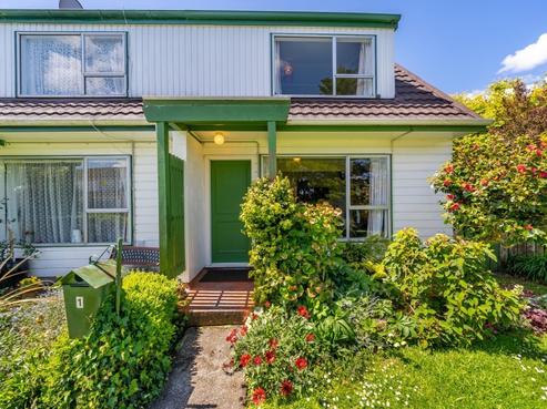 1/65 Ararino Street, Trentham