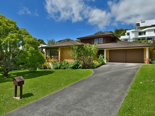 18 Penguin Drive, Murrays Bay
