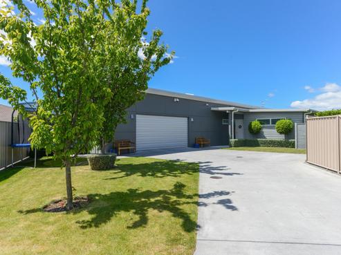 9 Inglis Place, Mahora