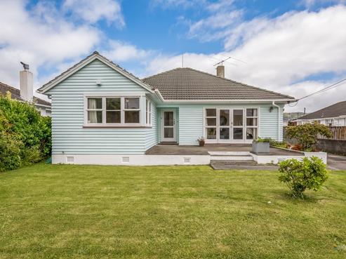 2 Trevethick Grove, Woburn