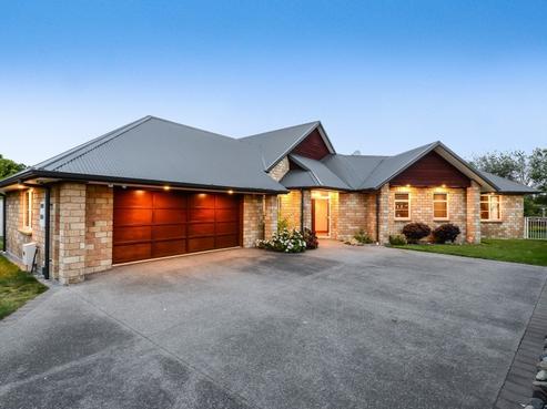 24 Raungawari Drive, Huntington