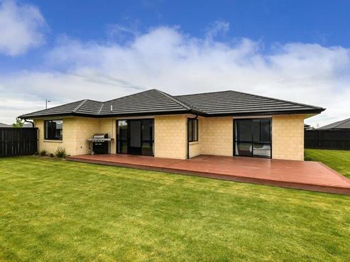 87 Strauss Drive, Rolleston