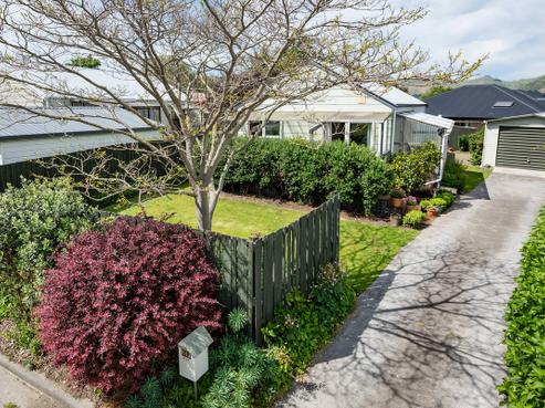 81A Maces Road, Bromley