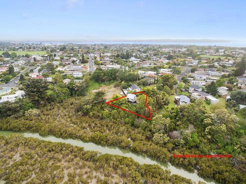 16A Springbank Lane, Te Atatu Peninsula