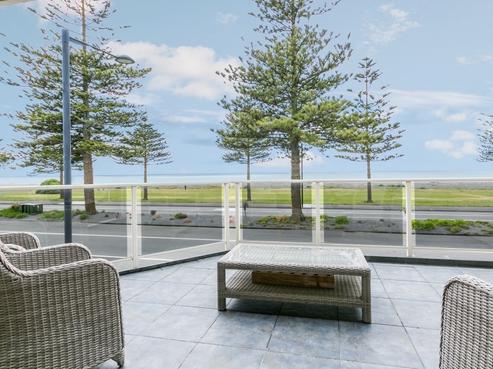 625 Marine Parade, Napier South