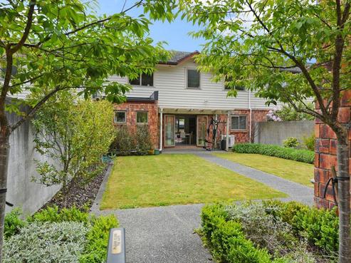 60 Evergreen Crescent, Trentham