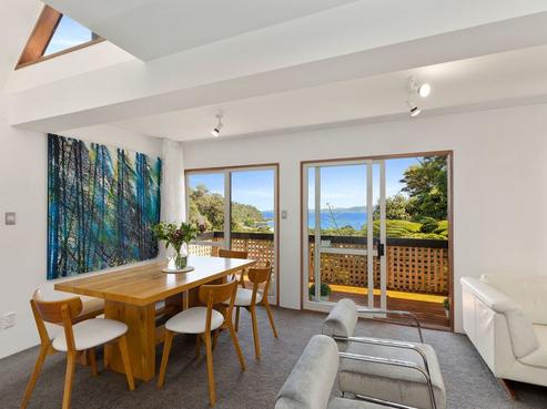 3 Whiorau Grove, Lowry Bay