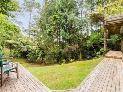 219 Titirangi Road, Titirangi