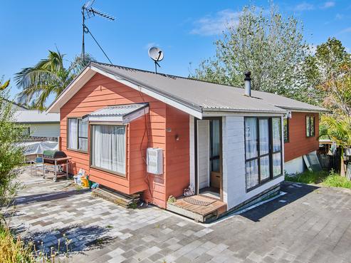2/91 Athena Drive, Totara Vale