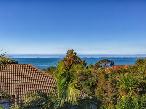 19A Scarboro Terrace, Murrays Bay