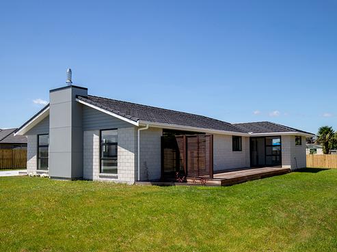 17 Costello Drive, Ngatea