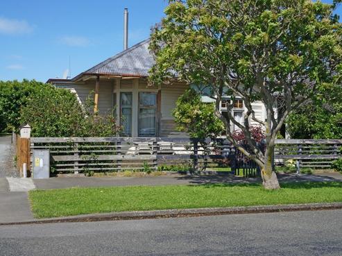 21 Clifton Street, Windsor