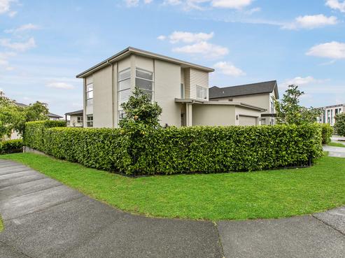 82 Barbarich Drive, Stonefields
