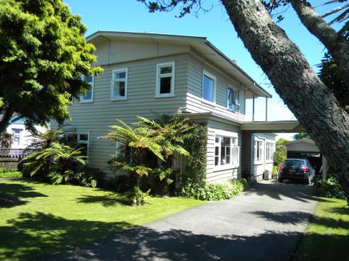 163 Sewell Street, Hokitika