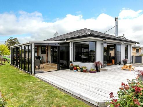 42 Karamea Street, Whalers Gate