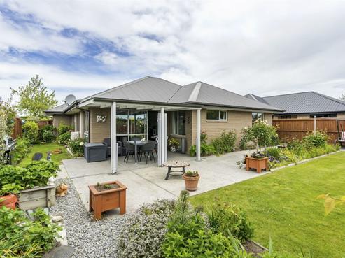 19 Champagne Avenue, Yaldhurst